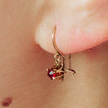 Sky Jewelry Золотые Серьги с красной шпинелью