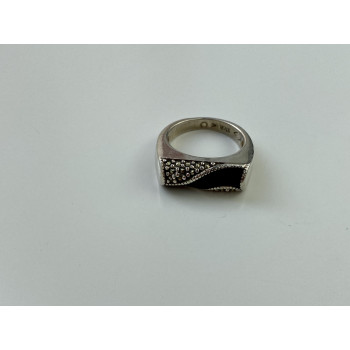 Sky Jewelry Серебряное кольцо с черным Нефритом и камнями морион