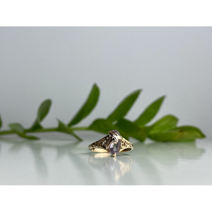 Sky Jewelry Золотое Кольцо с иолитом и бриллиантом