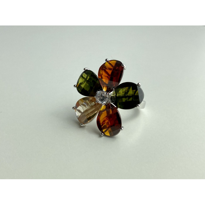 Sky Jewelry Серебряное кольцо с камнями Гошенит (берилл) и разноцветной Шпинелью