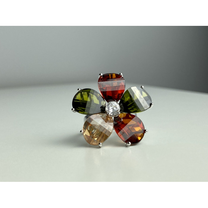 Sky Jewelry Серебряное кольцо с камнями Гошенит (берилл) и разноцветной Шпинелью