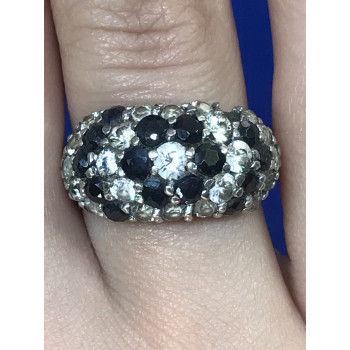Sky Jewelry Серебряное кольцо с камнем Черная шпинель и фианитами