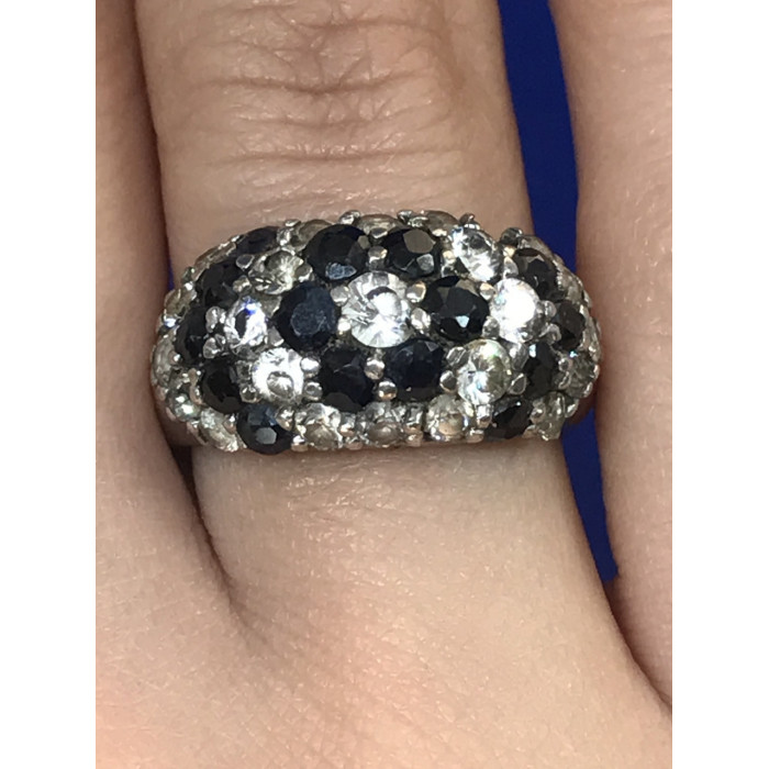 Sky Jewelry Серебряное кольцо с камнем Черная шпинель и фианитами