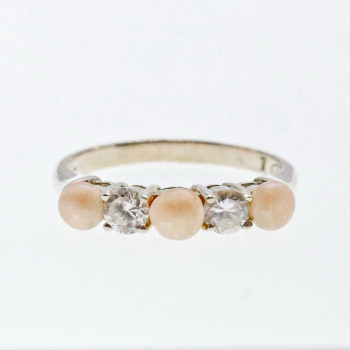 Sky Jewelry Серебряное кольцо с Жемчугом и Фианитами