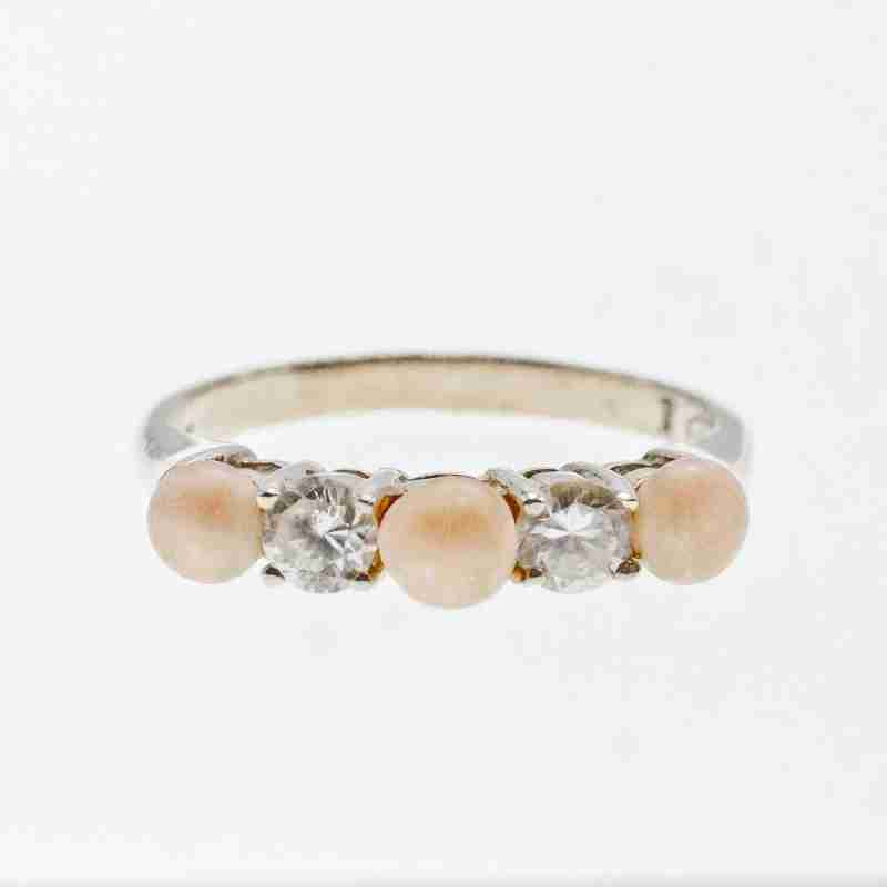 Sky Jewelry Серебряное кольцо с Жемчугом и Фианитами