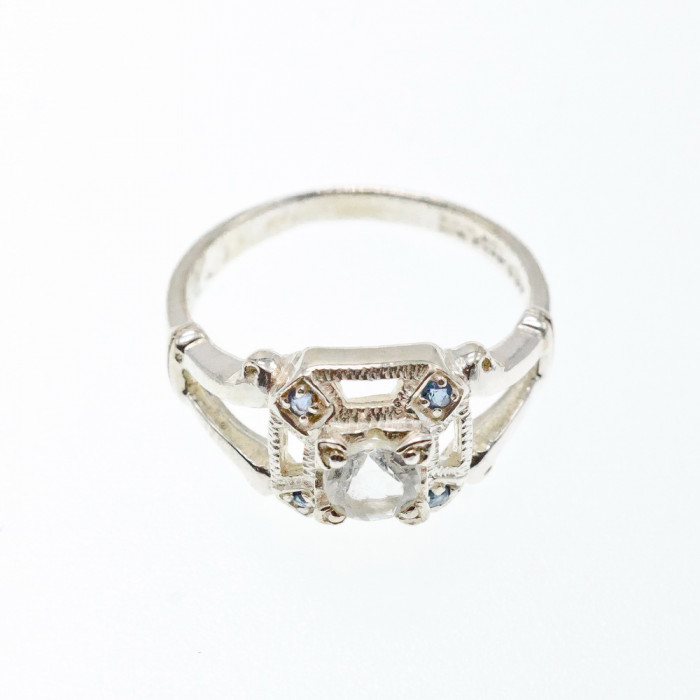 Sky Jewelry Серебряное кольцо с белой Шпинелью и Аквамаринами
