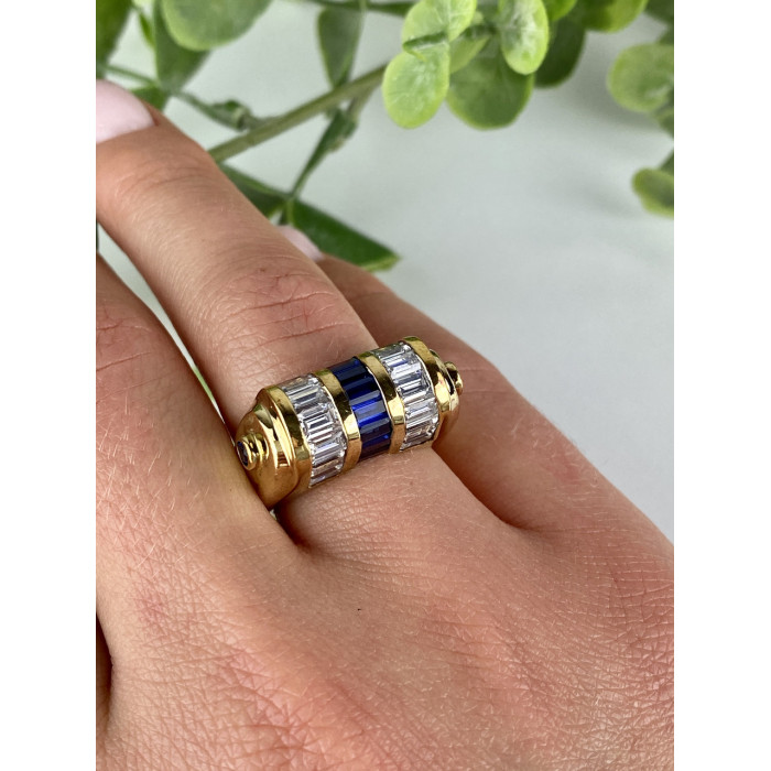 Sky Jewelry Серебряное кольцо в позолоте с сапфирами и фианитами  Уникальность