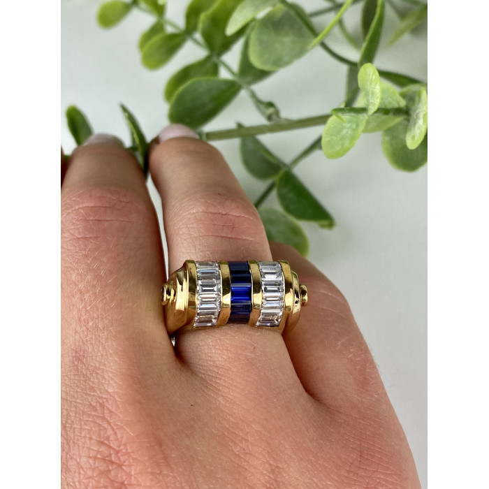 Sky Jewelry Серебряное кольцо в позолоте с сапфирами и фианитами  Уникальность