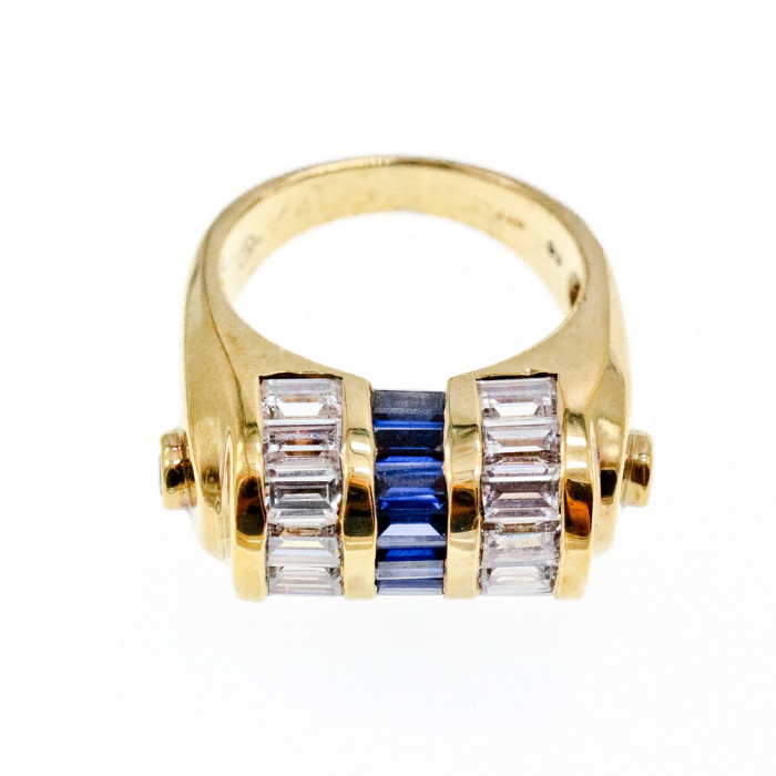 Sky Jewelry Серебряное кольцо в позолоте с сапфирами и фианитами  Уникальность