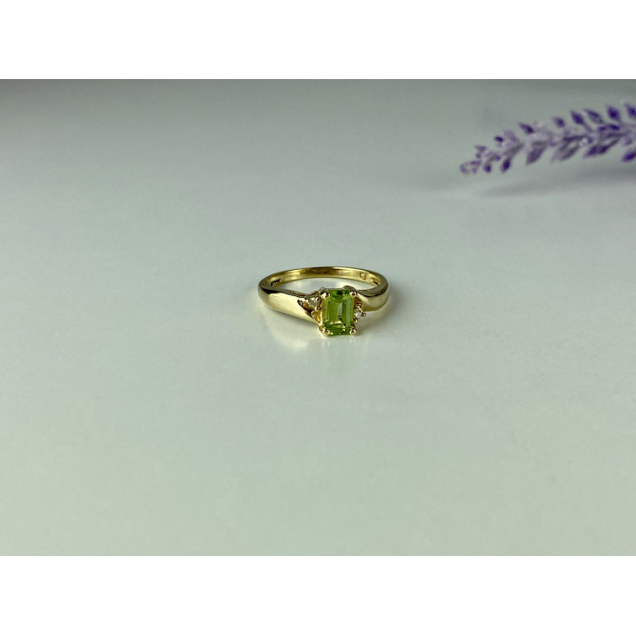 Sky Jewelry Золотое кольцо с Хризолитом и Бриллиантами    Классика