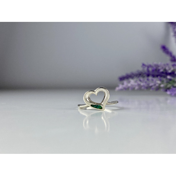 Sky Jewelry Серебряное кольцо со вставкой из Малахита  Сердце