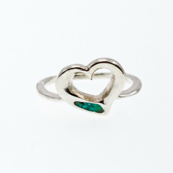 Sky Jewelry Серебряное кольцо со вставкой из Малахита  Сердце