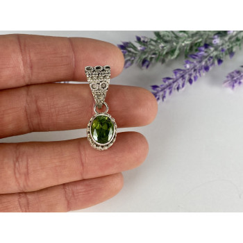 Sky Jewelry Серебряный кулон с султанитом  Винтаж