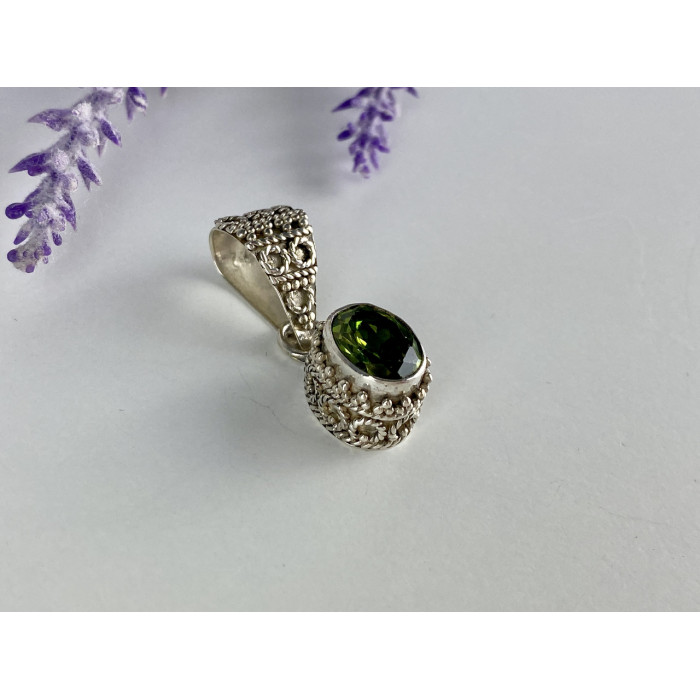 Sky Jewelry Серебряный кулон с султанитом  Винтаж