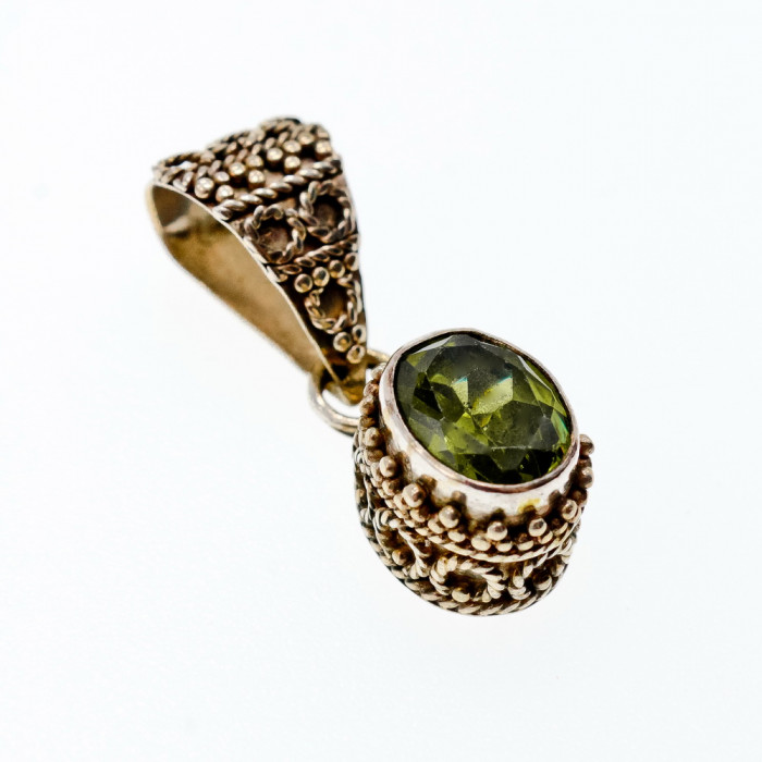 Sky Jewelry Серебряный кулон с султанитом  Винтаж