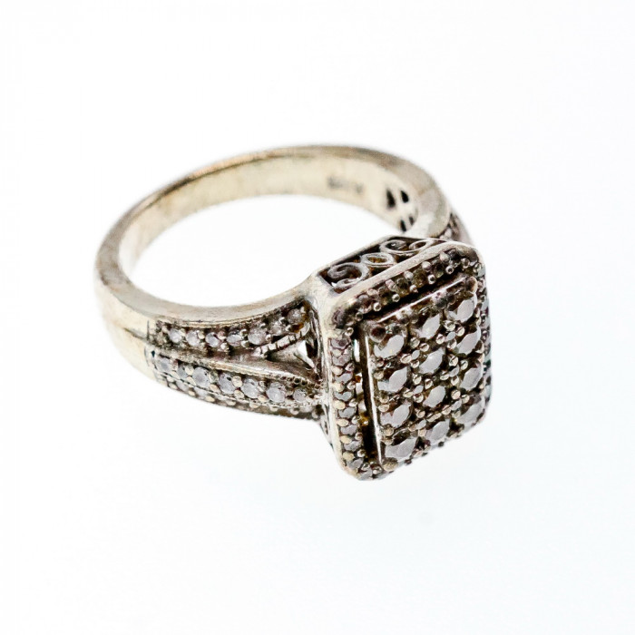 Sky Jewelry Серебряное кольцо 925 пробы с Фианитами   Королева