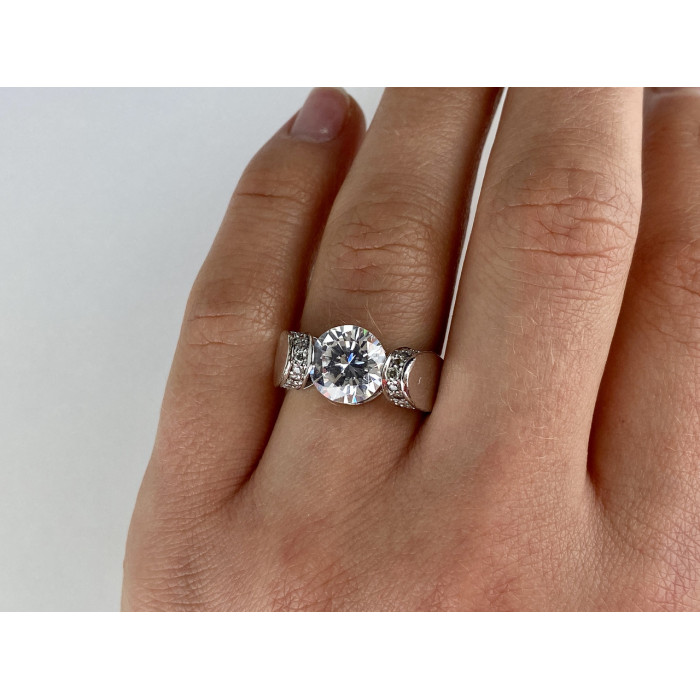 Sky Jewelry Серебряное кольцо 925 пробы с Фианитами    Круг