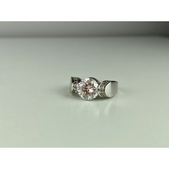 Sky Jewelry Серебряное кольцо 925 пробы с Фианитами    Круг