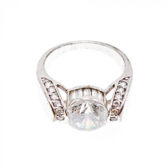 Sky Jewelry Серебряное кольцо 925 пробы с Фианитами    Круг