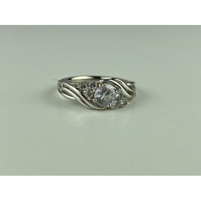 Sky Jewelry Серебряное кольцо 925 пробы с белым сапфиром   Любовь