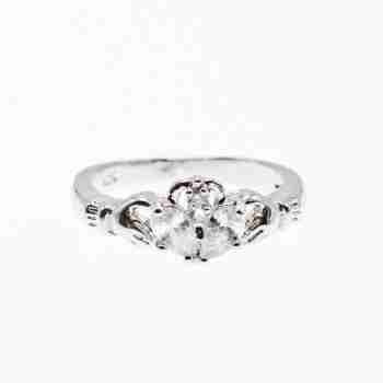 Sky Jewelry Серебряное кольцо 925 пробы с фианитами Любовь