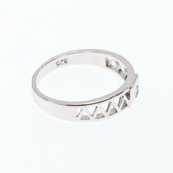 Sky Jewelry Серебряное кольцо 925 пробы с фианитом  Классика