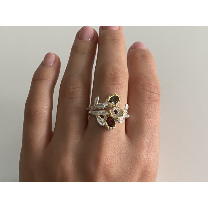 Sky Jewelry Серебряное кольцо с александритом и гранатом