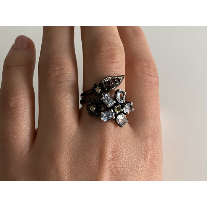 Sky Jewelry Черненое серебро кольцо с топазом гранатом хризолитом и опалом