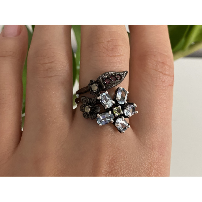 Sky Jewelry Черненое серебро кольцо с топазом гранатом хризолитом и опалом