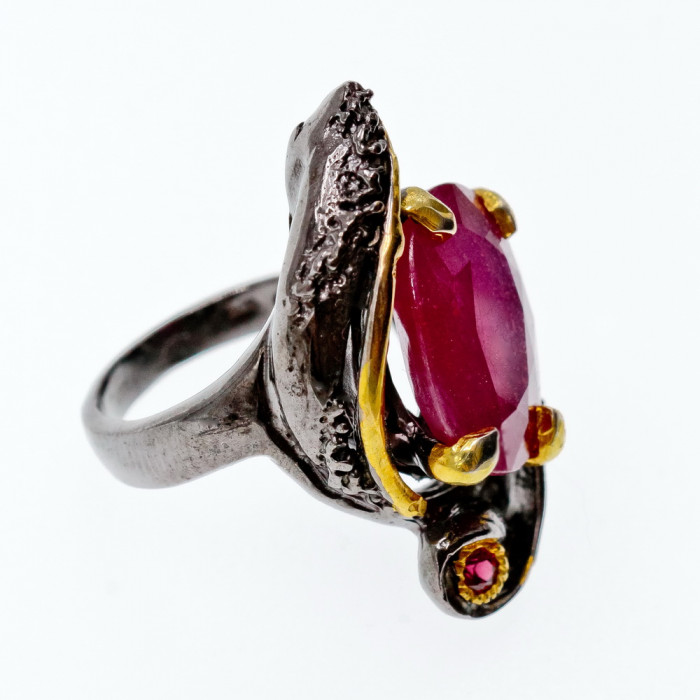 Sky Jewelry Черненое серебро кольцо с рубином  Королева