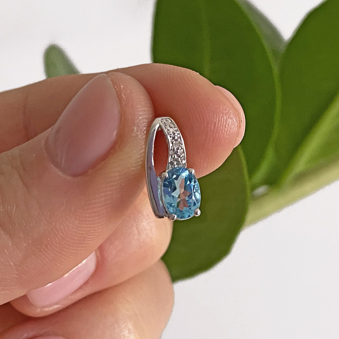 Sky Jewelry Серебряный кулон с топазом  Женственность