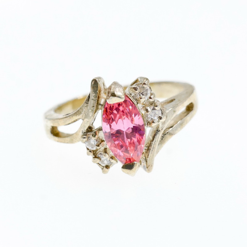 Sky Jewelry Кольцо из серебра с фианитами Нежность 221