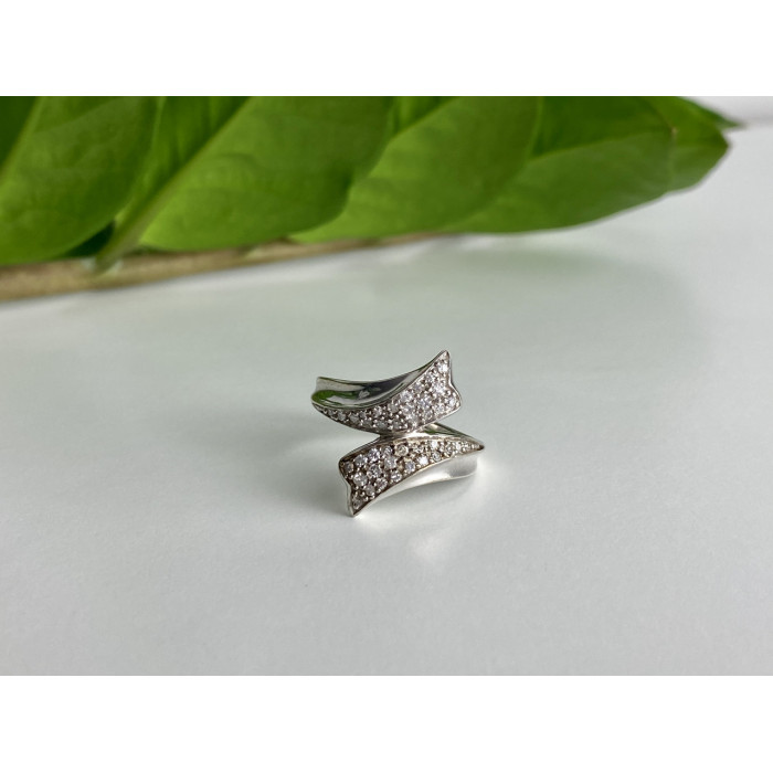 Sky Jewelry Кольцо из серебра с камнями кварц  Невесомость 7778