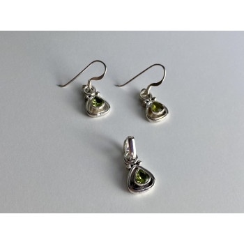 Sky Jewelry Набор из серебра с хризолитом