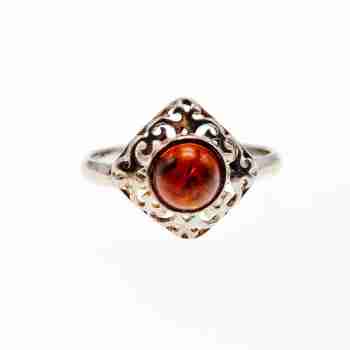 Sky Jewelry Кольцо из серебра с янтарем   Винтаж