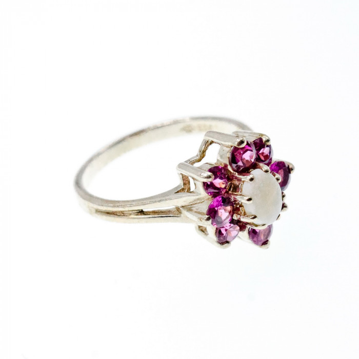 Sky Jewelry Серебряное кольцо с опалом и розовой шпинелью   Цветы
