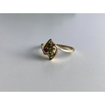 Sky Jewelry Золотое кольцо с изумрудами и рубином   Сладость