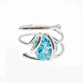 Sky Jewelry Серебряное кольцо с топазом  Уникальность