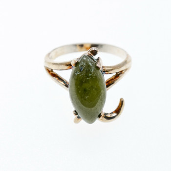 Sky Jewelry Серебряное кольцо с зеленым нефритом   Обаяние