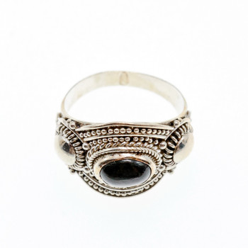 Sky Jewelry Серебряное кольцо с камнем звездчатый сапфир   Винтаж