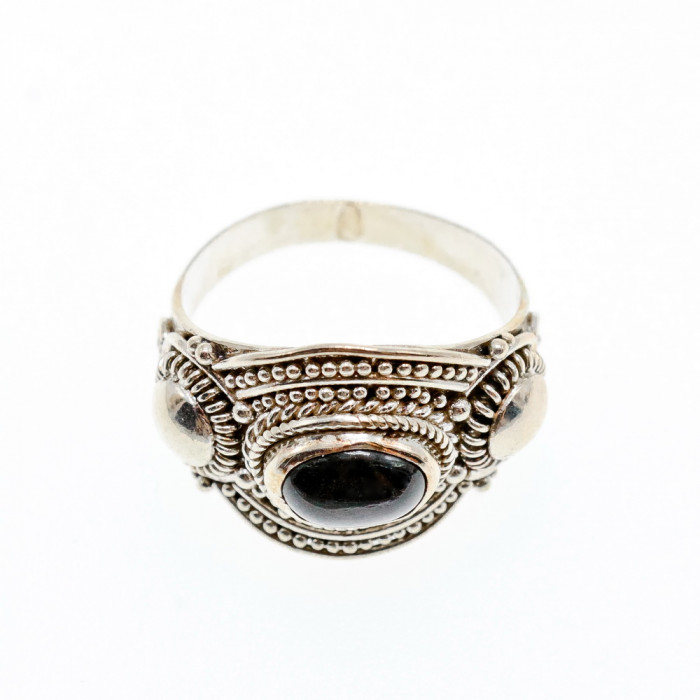 Sky Jewelry Серебряное кольцо с камнем звездчатый сапфир   Винтаж