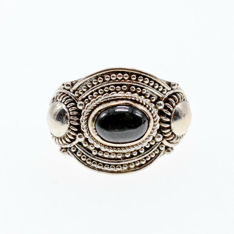 Sky Jewelry Серебряное кольцо с камнем звездчатый сапфир   Винтаж