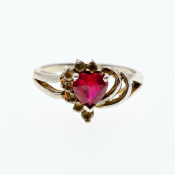 Sky Jewelry Серебряное кольцо с камнями Шпинель   Сердце