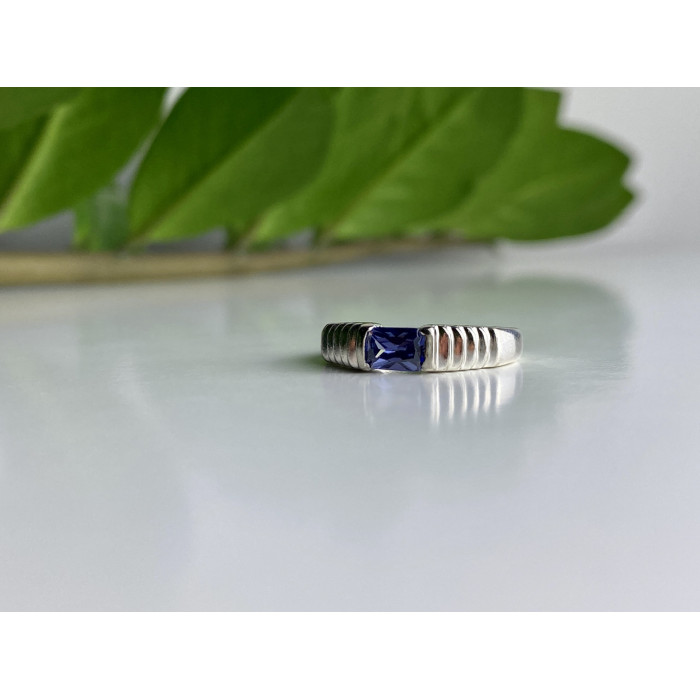 Sky Jewelry Серебряное кольцо 925 пробы с фианитами  Классика 100