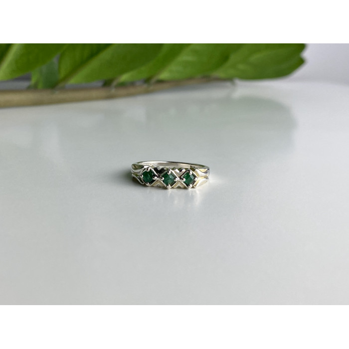 Sky Jewelry Серебряное кольцо с изумрудом   Нежность