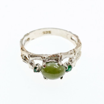 Sky Jewelry Серебряное кольцо с зеленым нефритом и изумрудами