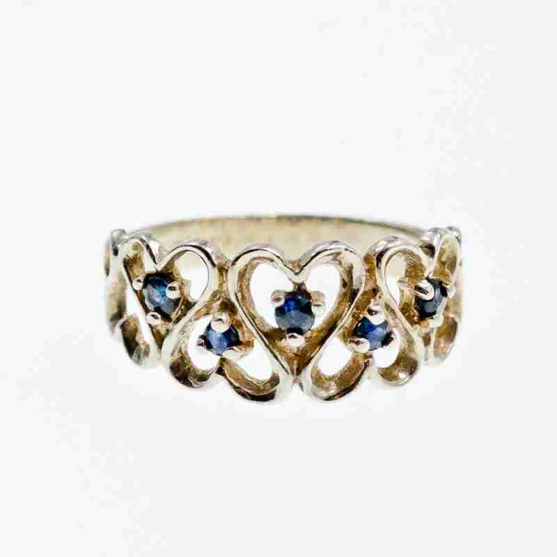 Sky Jewelry Серебряное кольцо с сапфирами   Сердца
