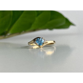 Sky Jewelry Золотое кольцо с голубым и белым топазом  Сердце