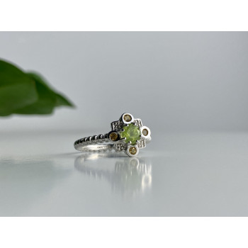 Sky Jewelry Серебряное кольцо с хризолитом цитрином и белым сапфиром