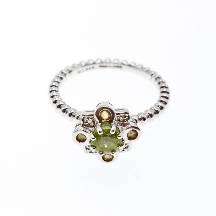 Sky Jewelry Серебряное кольцо с хризолитом цитрином и белым сапфиром